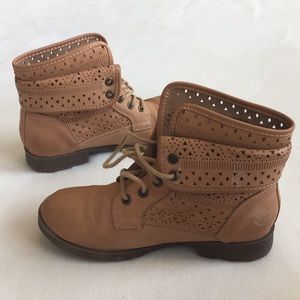 Cream colored booties with pattern